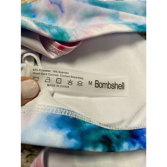 Bombshell Tie Dye Bikini Swimwear Size Medium NWOT - Picture 5 of 6